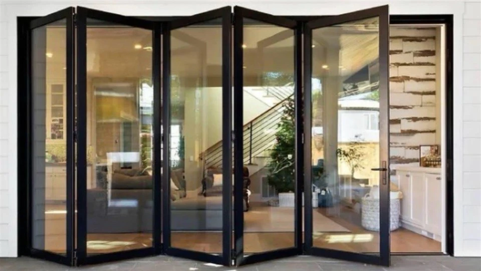 2.4 m aluminium bifold doors 3